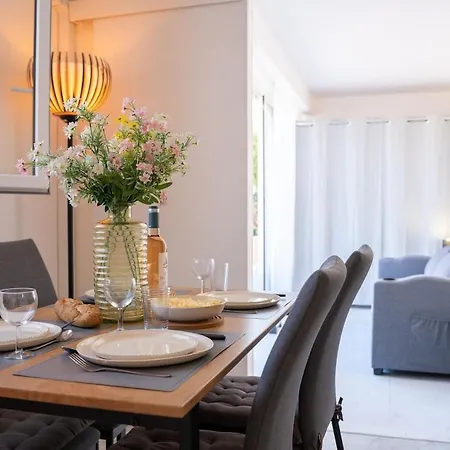 T2 Refait A Neuf - Proche De La A Six Fours Apartment *